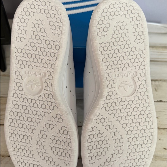NWT Adidas Stan Smith White with Gold Heel Sneakers Size 6.5 - Picture 10 of 16